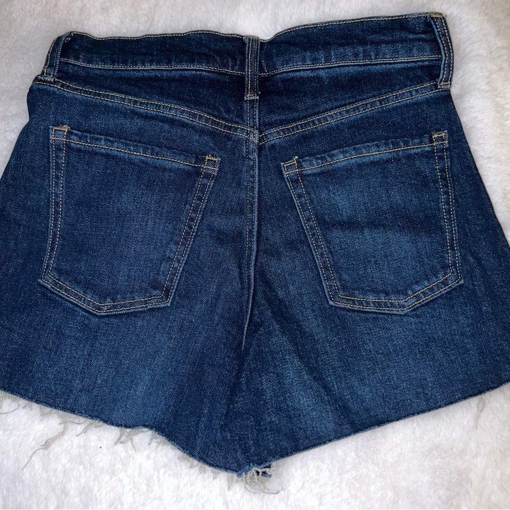 4/$10 Bundle Sale: NWOT Old Navy Sky-Hi A-Line Cut-Off Denim Shorts - Picture 4 of 4